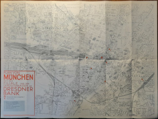 Plan von München mit Angabe der Filiale und der Depositenkassen der Dresdner Bank.